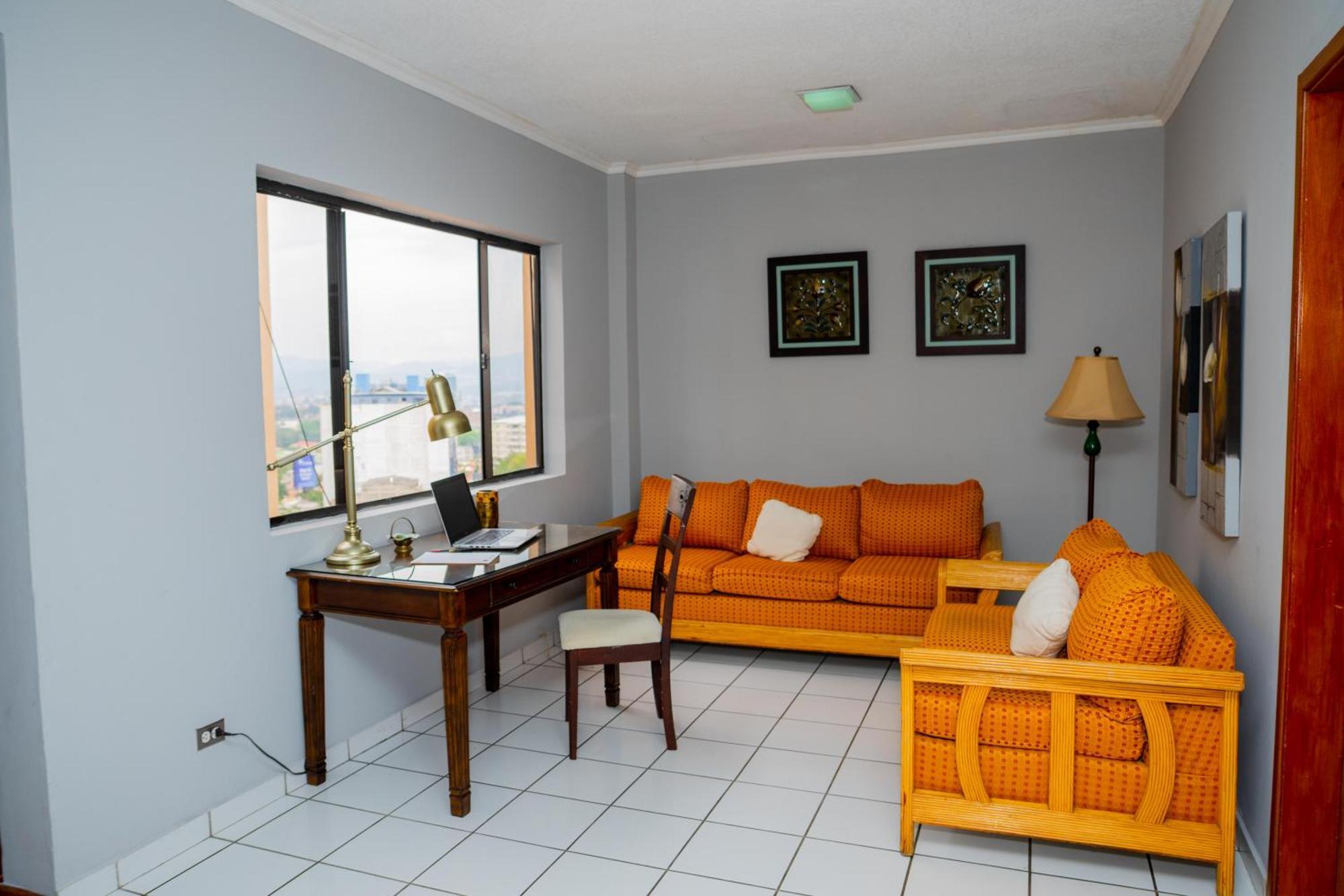 Aparthotel Guijarros Tegucigalpa Exterior photo